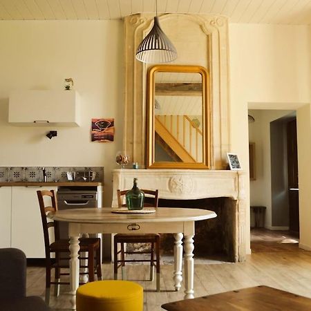 Апартаменты Gite A La Ferme Chaleureux Civrac-de-Blaye Экстерьер фото